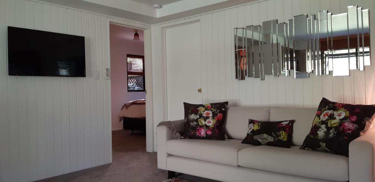 Sequoia Steps Bed and Breakfast New Plymouth Exteriör bild